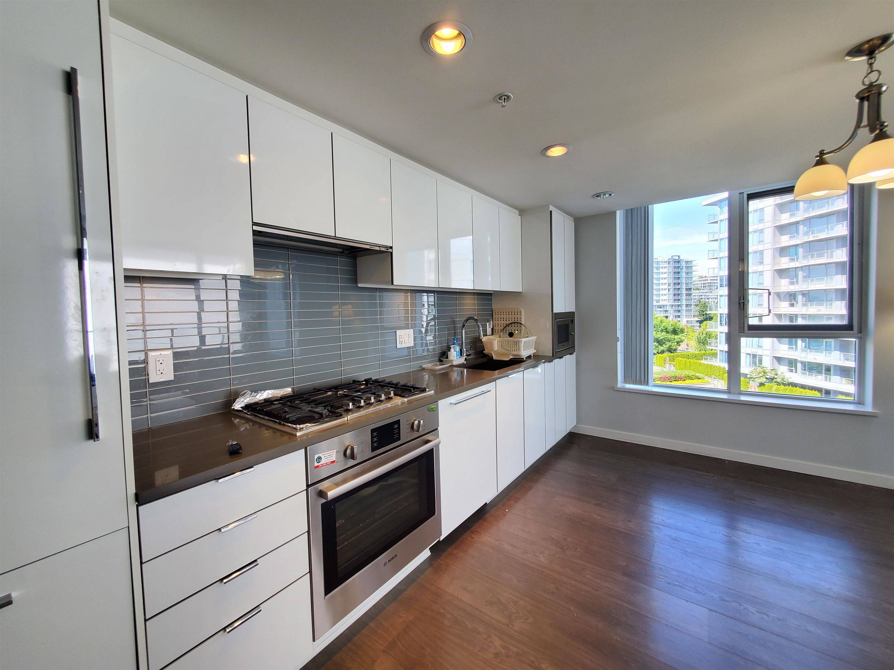 Richmond, BC V6X 0P5,3331 Brown RD #B801