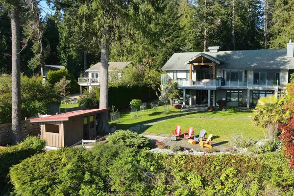 7626 Eureka AVE, Halfmoon Bay, BC V7Z 1A1