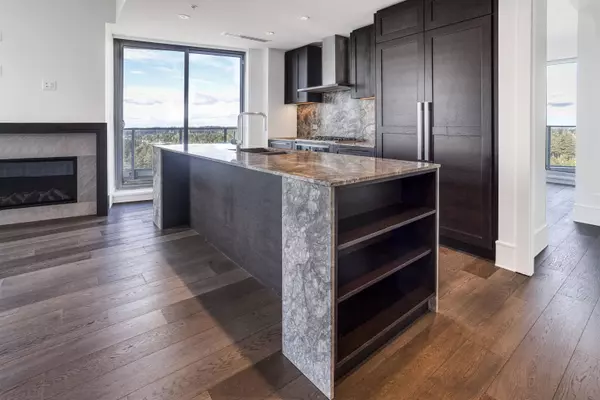 White Rock, BC V4B 0C2,1500 Martin ST #1902