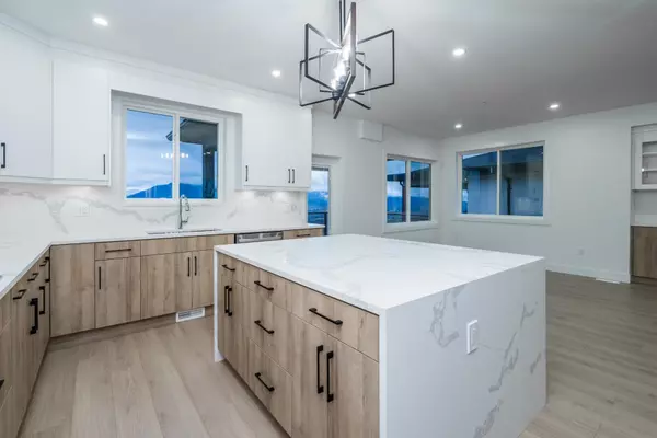 8179 Bounty PL Chilliwack, BC V4Z 0E4