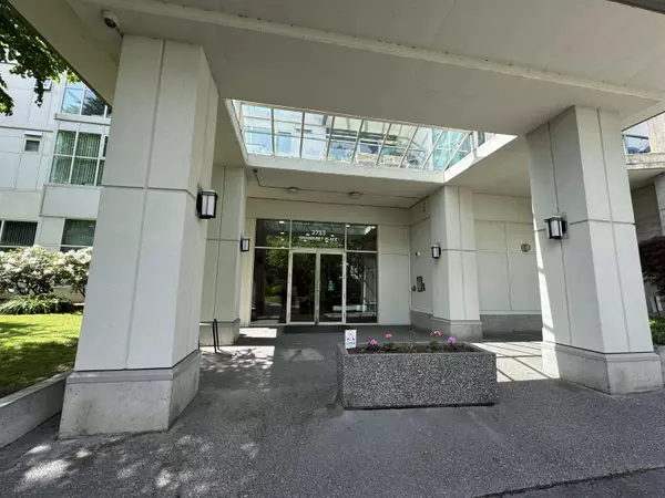 Vancouver, BC V5S 4V3,2733 Chandlery PL #506