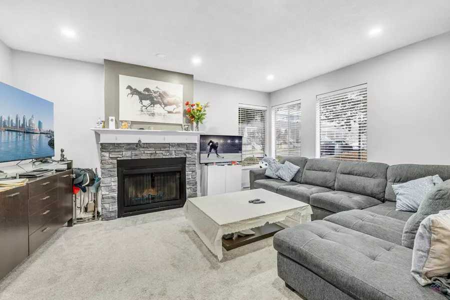 11958 90 AVE, Delta, BC V4C 3H6