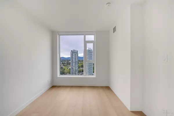 Surrey, BC V3T 0V7,13725 George Junction #2505
