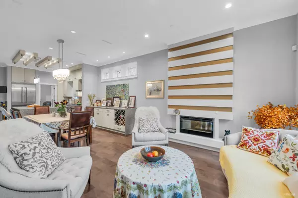 Vancouver, BC V6R 3E5,4217 W 16th AVE