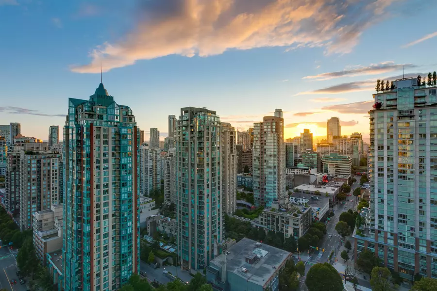 888 Homer ST #2801, Vancouver, BC V6B 0H7
