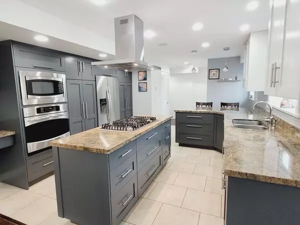 Delta, BC V4M 2X9,971 51a ST
