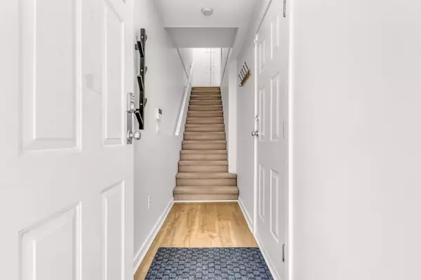 Surrey, BC V3W 1X1,12711 64 AVE #119