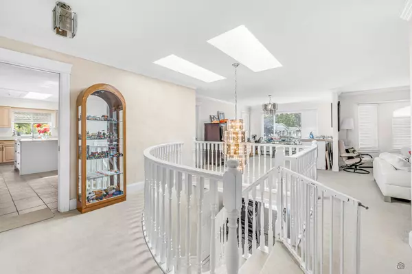 Surrey, BC V3V 7W2,14349 90 AVE