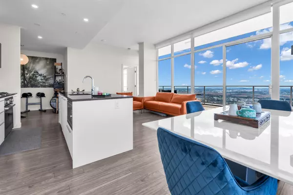 Burnaby, BC V5H 0H8,6383 Mckay AVE #4003