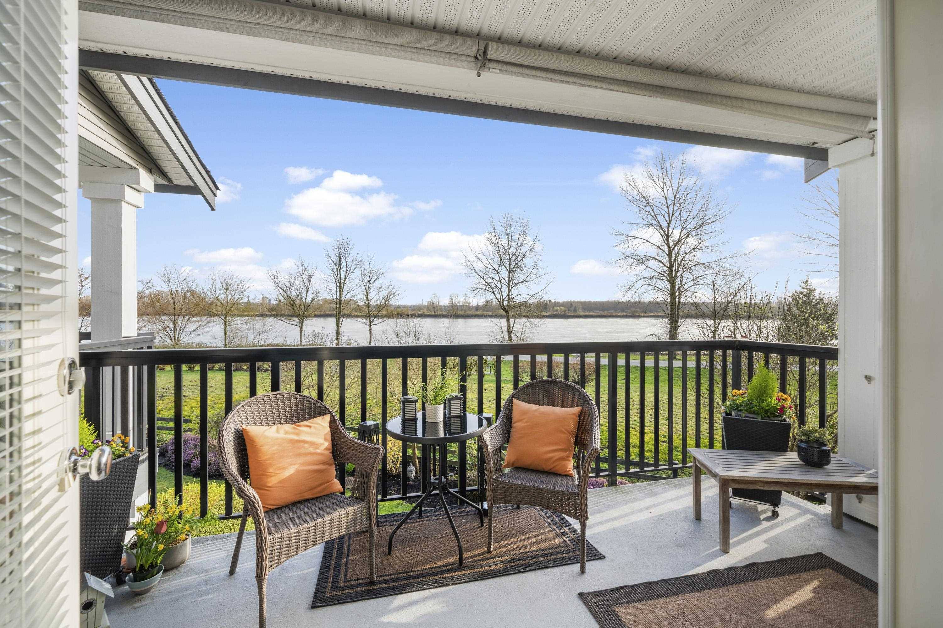 Pitt Meadows, BC V3Y 0B6,19490 Fraser WAY #30