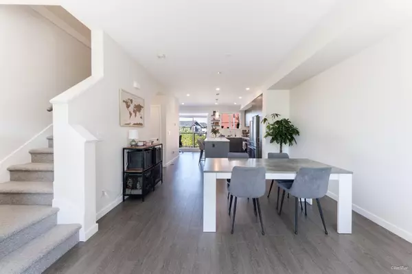 Tsawwassen, BC V4M 0E3,4738 Hemlock WAY #221