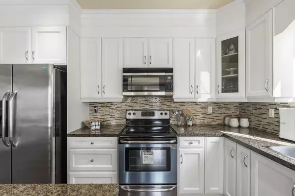 Surrey, BC V4N 5Z6,7151 196 ST