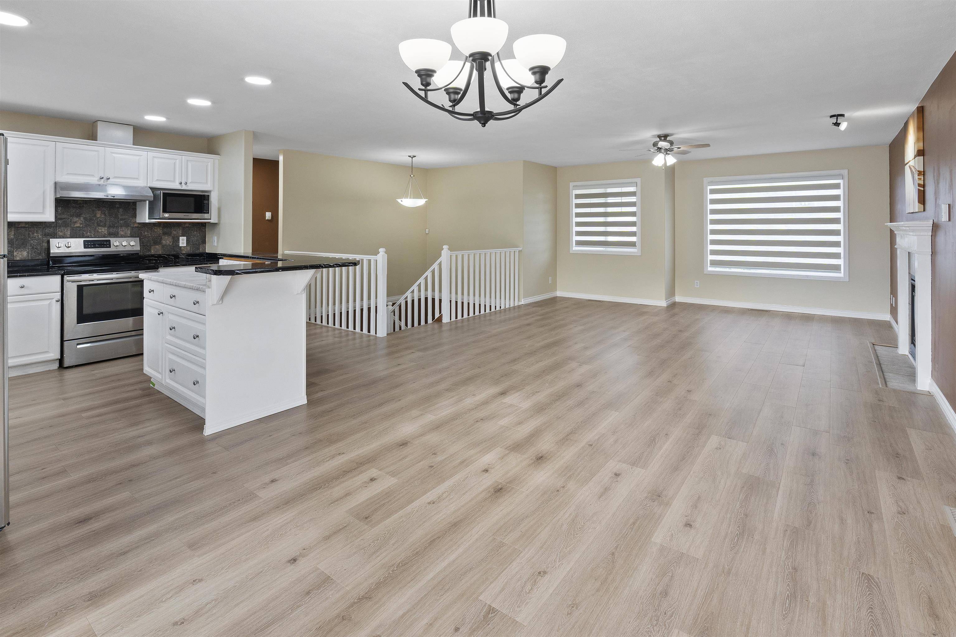 9095 Sunset DR Chilliwack, BC V2P 3X8