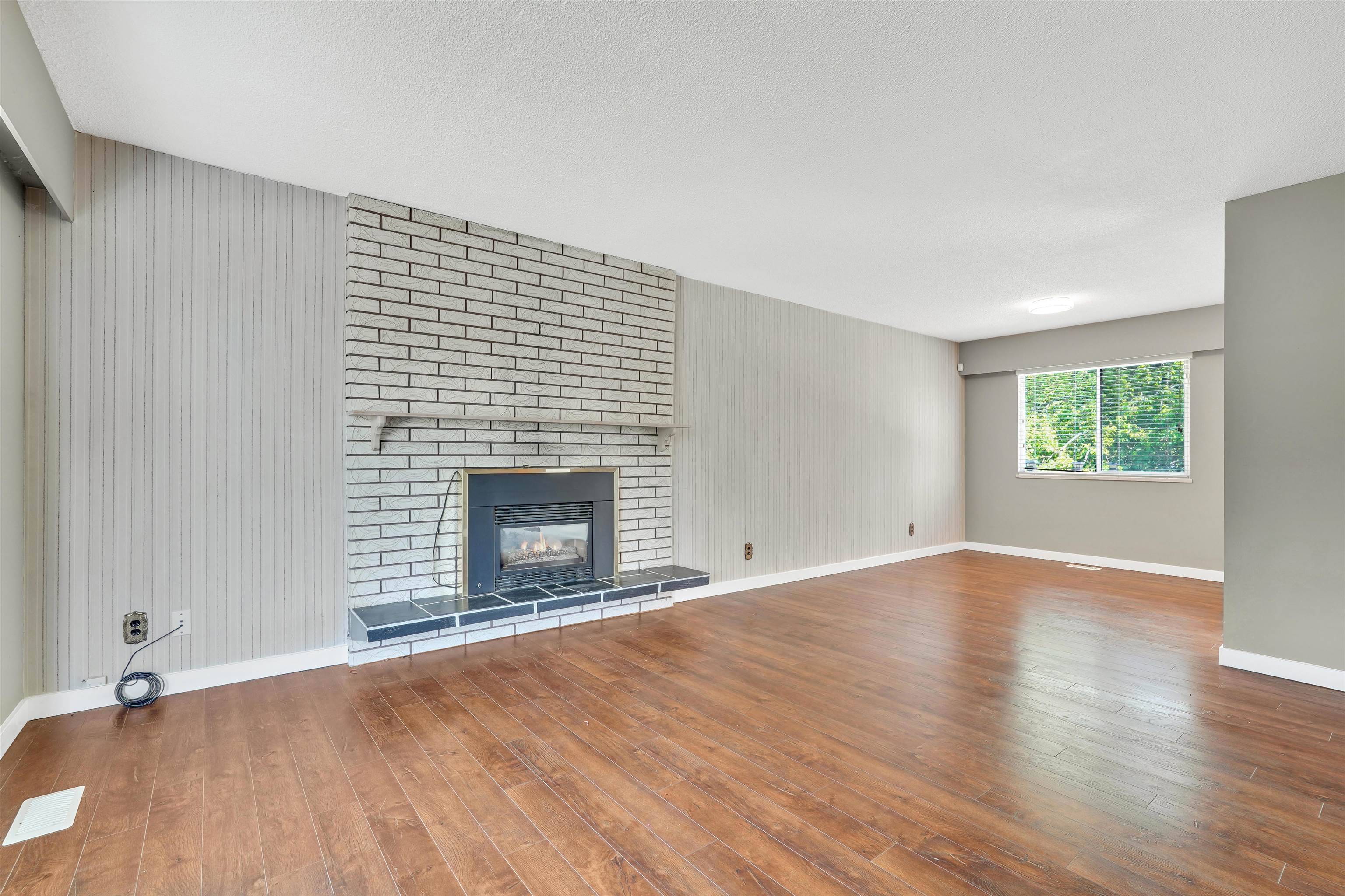 Richmond, BC V7E 2B2,10540 Sorrel DR
