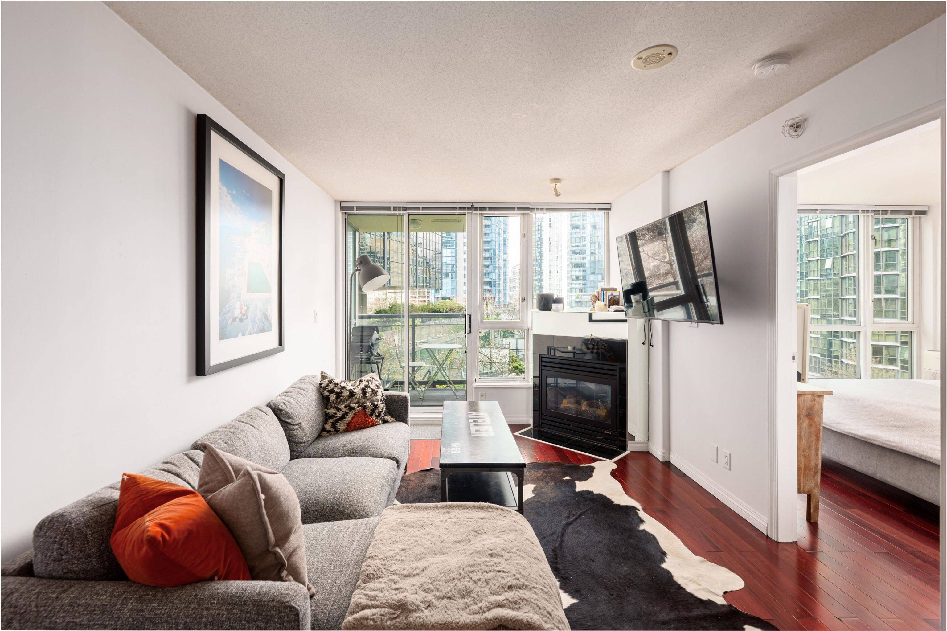 1328 W Pender ST #604, Vancouver, BC V6E 4T1