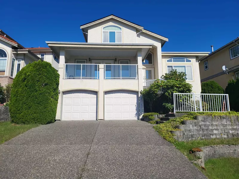 2955 Blackbear CT, Coquitlam, BC V3E 3A2