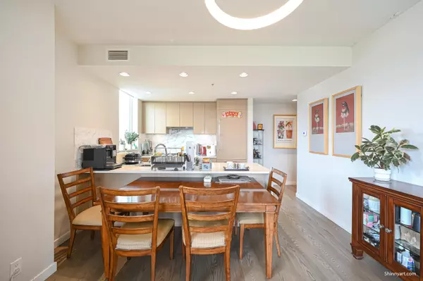 3533 Ross DR #804 Vancouver, BC V6S 0L3