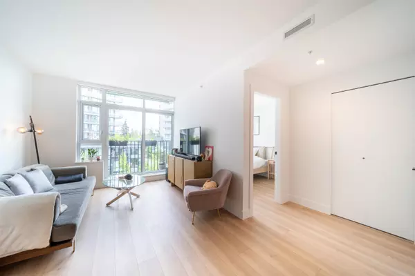 Burnaby, BC V5A 0G9,8750 University CRES #509