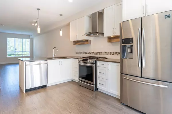 Tsawwassen, BC V4M 0B7,4688 Hawk LN #559