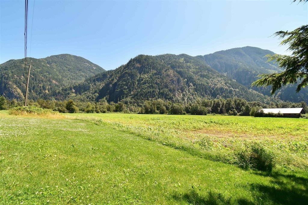 Hope, BC V0X 1L2,59280 St Elmo RD