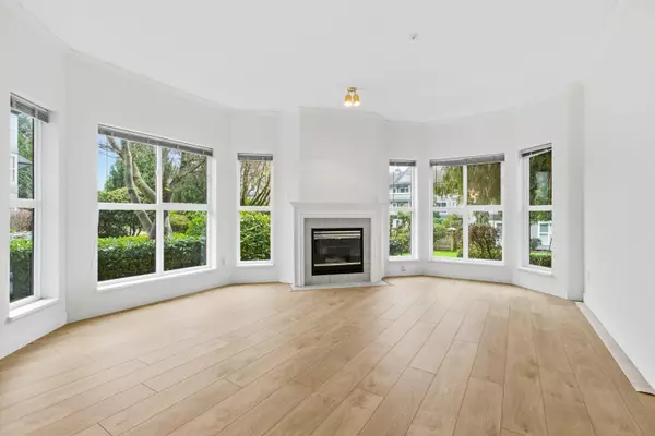 Surrey, BC V3W 1Z9,12088 66 AVE #112