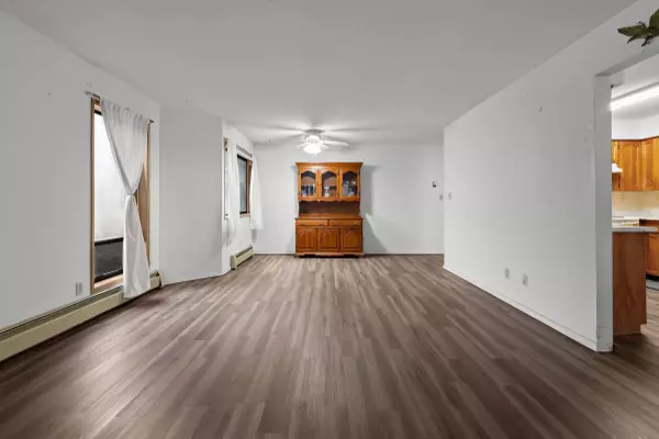 31955 Old Yale RD #235 Abbotsford, BC V2T 4N1