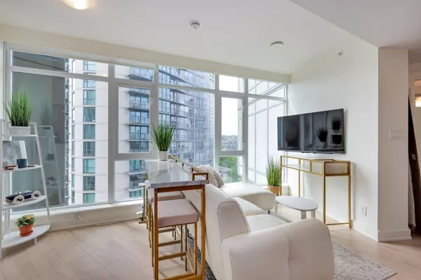 Vancouver, BC V6B 0L1,1372 Seymour ST #1207
