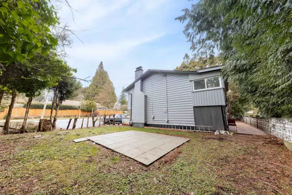 Surrey, BC V4A 1C6,12828 Marine DR