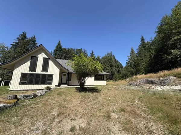 Gambier Island, BC V0N 1V0,650a Dulcie RD