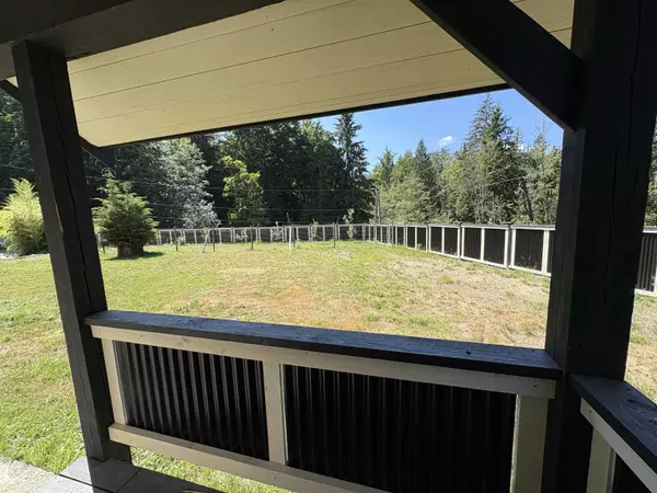 Gambier Island, BC V0N 1V0,650a Dulcie RD