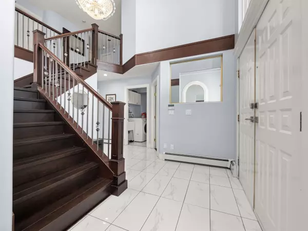 Surrey, BC V3X 3J1,13751 58 AVE