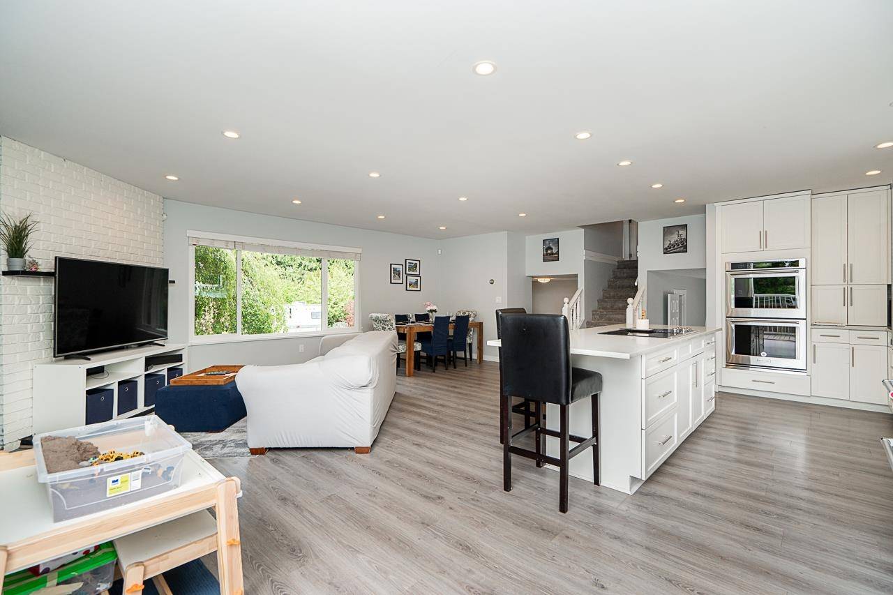 4697 208a ST Langley, BC V3A 7E5