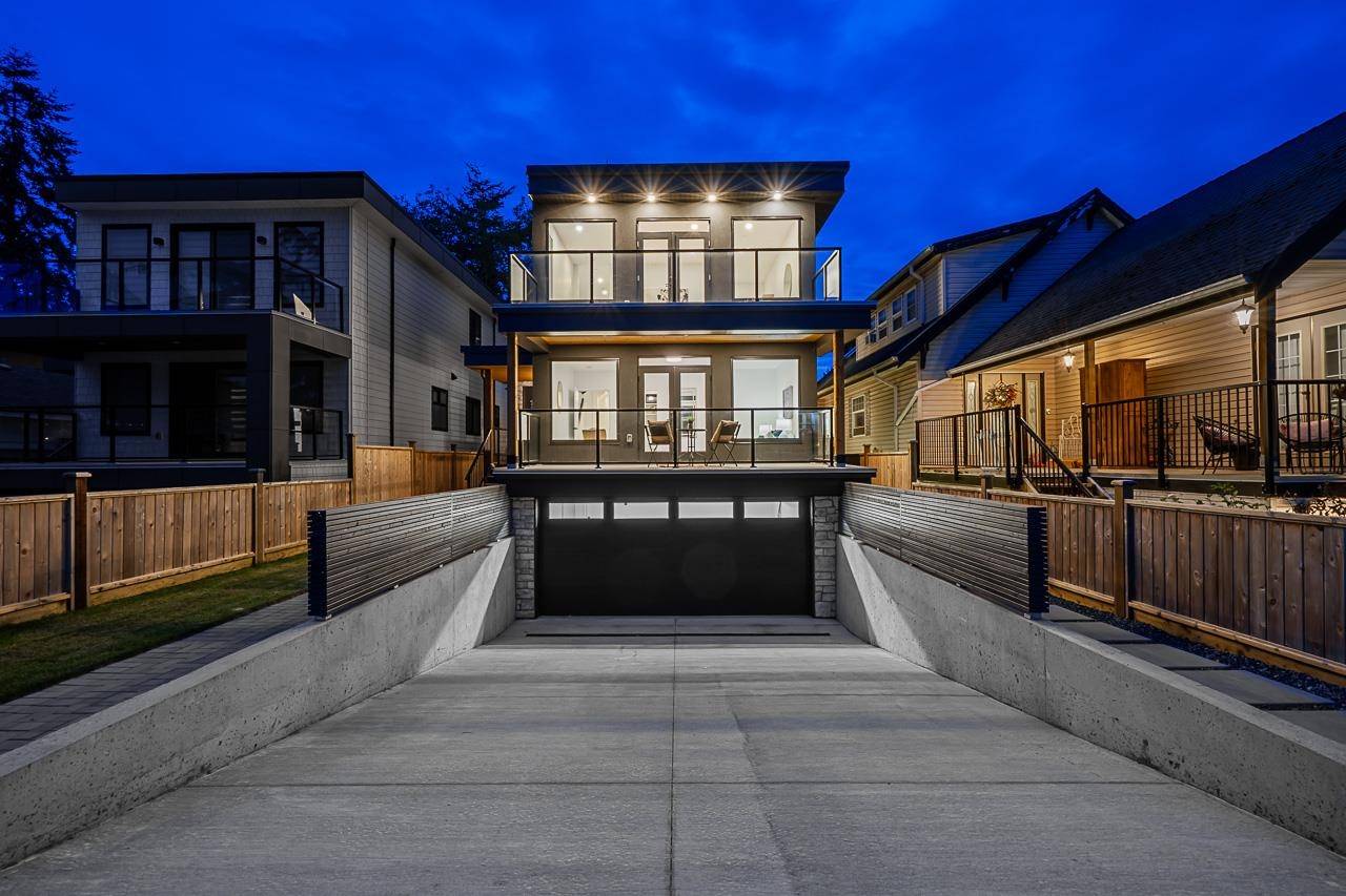 White Rock, BC V4B 4N7,855 Lee ST