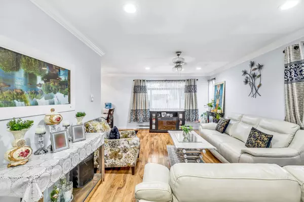 Surrey, BC V3W 4S1,6613 134 ST