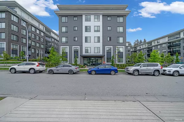 Surrey, BC V4N 6W9,15825 85 AVE #414