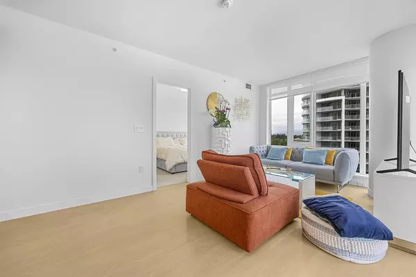 Burnaby, BC V3N 0J7,7769 Park CRES #1506