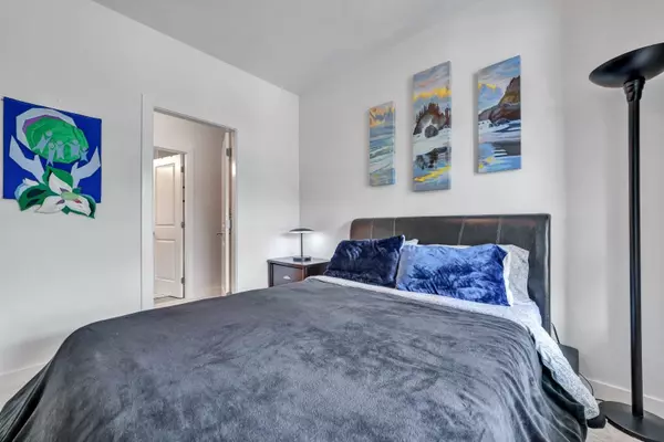 20834 80 AVE #B116 Langley, BC V2Y 3M6