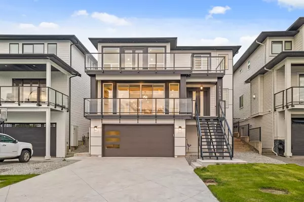 Maple Ridge, BC V2W 0K3,10590 Mcveety ST