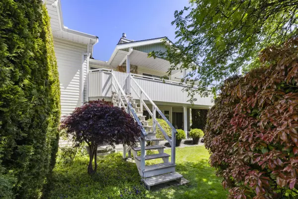 Surrey, BC V3W 0J6,7156 121 ST #241