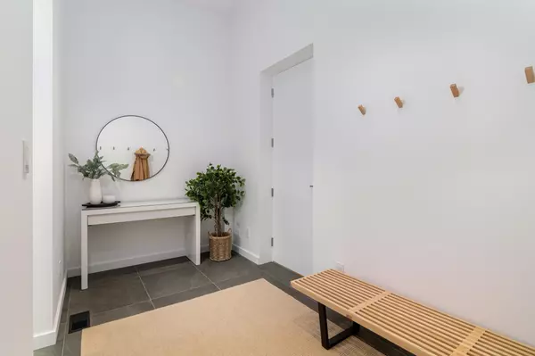 1780 Pinewood DR Pemberton, BC V0N 2L3