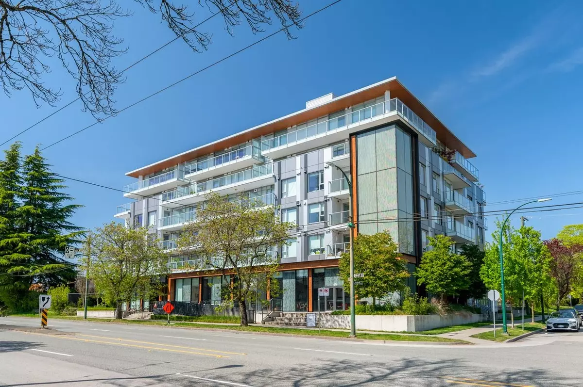 Vancouver, BC V5Y 3K1,5693 Elizabeth ST #603