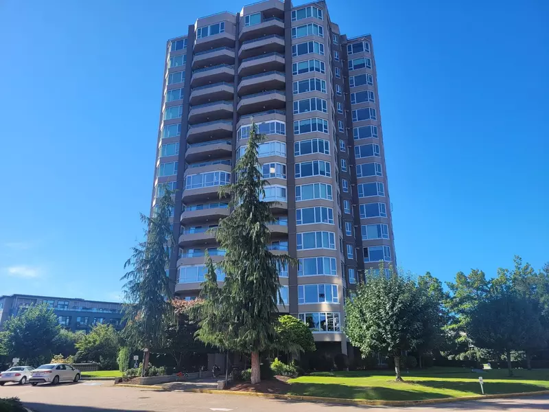 3150 Gladwin RD #403, Abbotsford, BC V2T 5S9