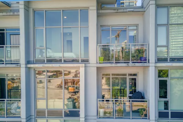 2351 Beta AVE #TH307, Burnaby, BC V5C 0M2