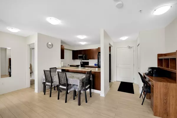 Chilliwack, BC V2P 0A9,45555 Yale RD #307