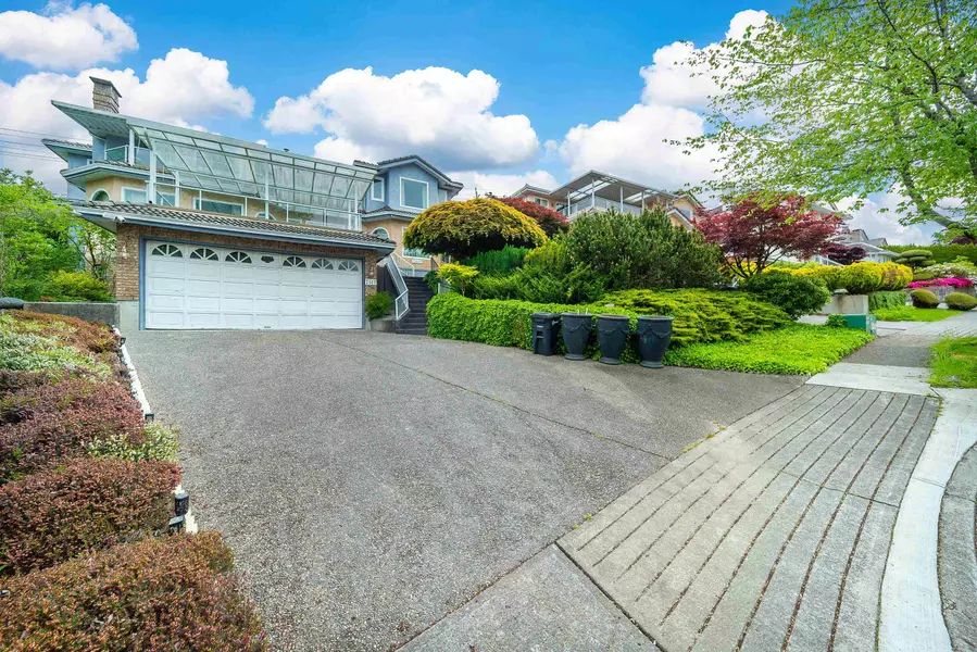 7517 Kilrea PL, Burnaby, BC V5A 4T5