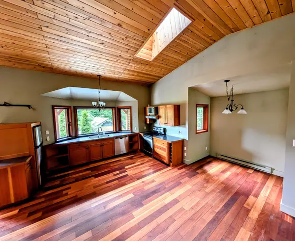 Whistler, BC V8E 0G2,8259 Alpine WAY