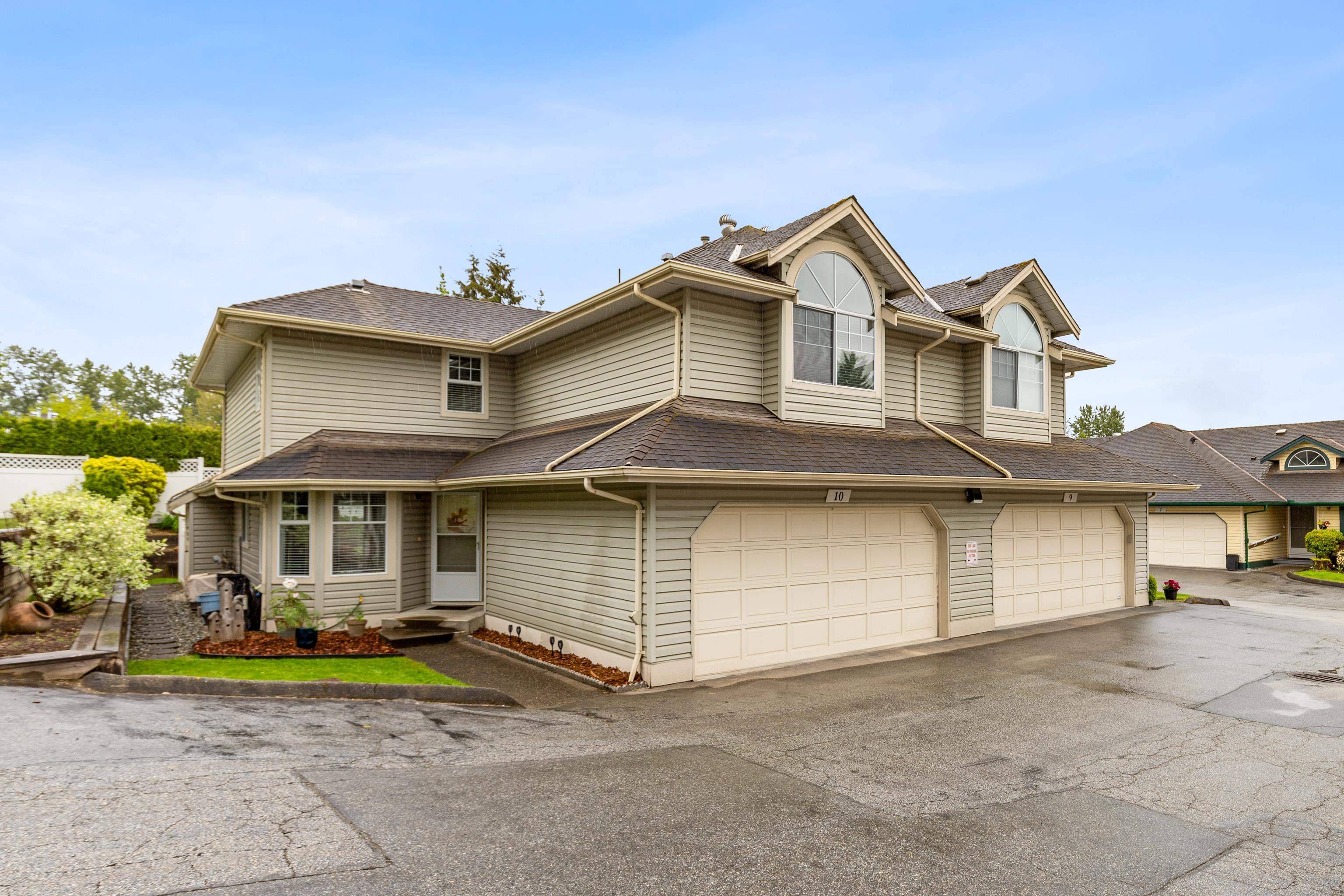 22538 116 AVE #10, Maple Ridge, BC V2X 0Z8