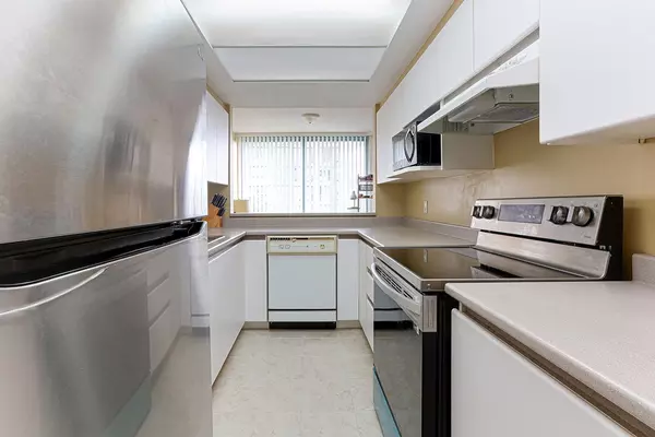 Surrey, BC V3T 5T6,13383 108 AVE #607