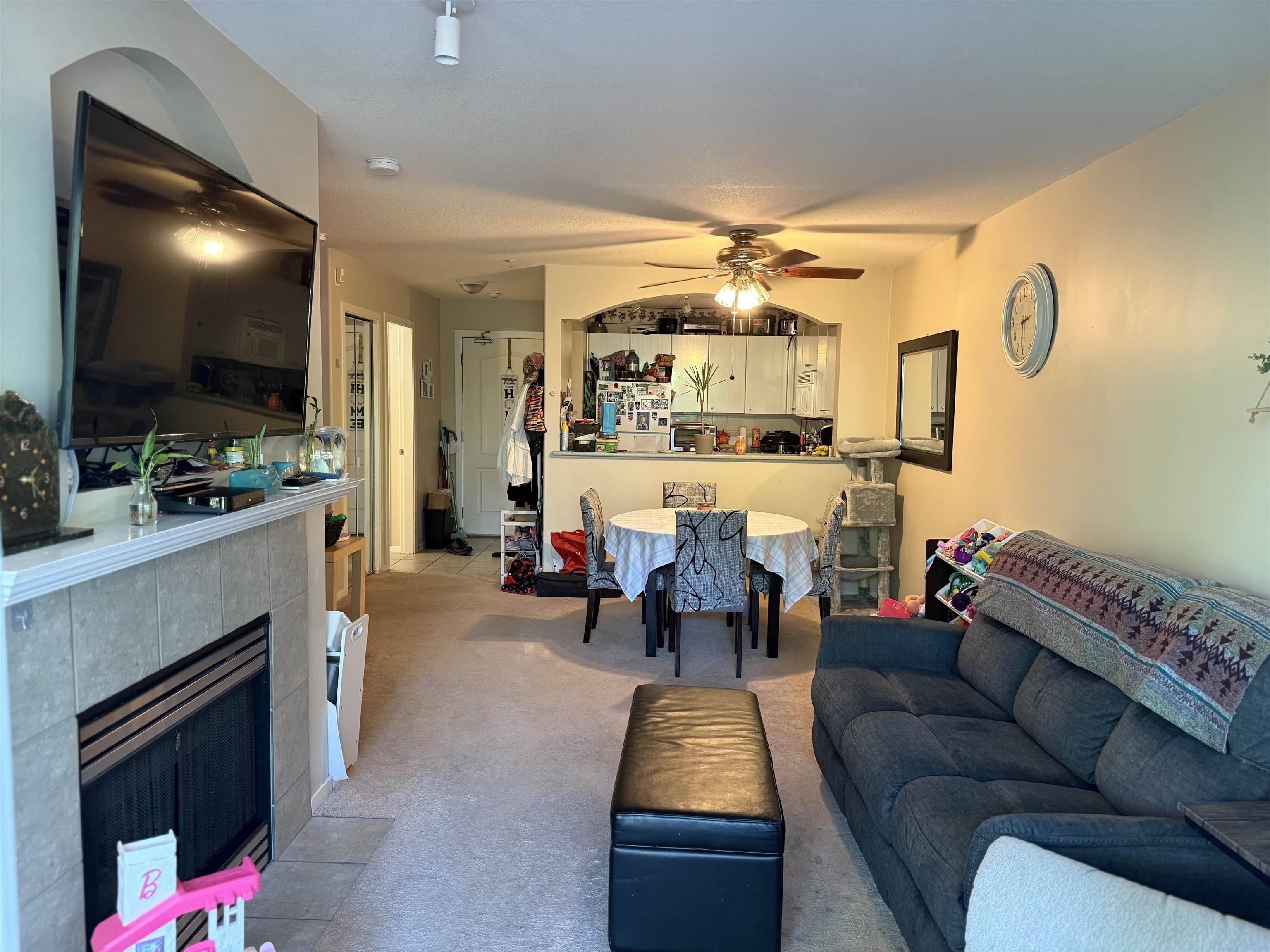 22022 49 AVE #210 Langley, BC V3A 3R9