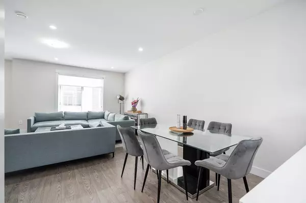 Surrey, BC V3R 0E3,11267 133 ST #53